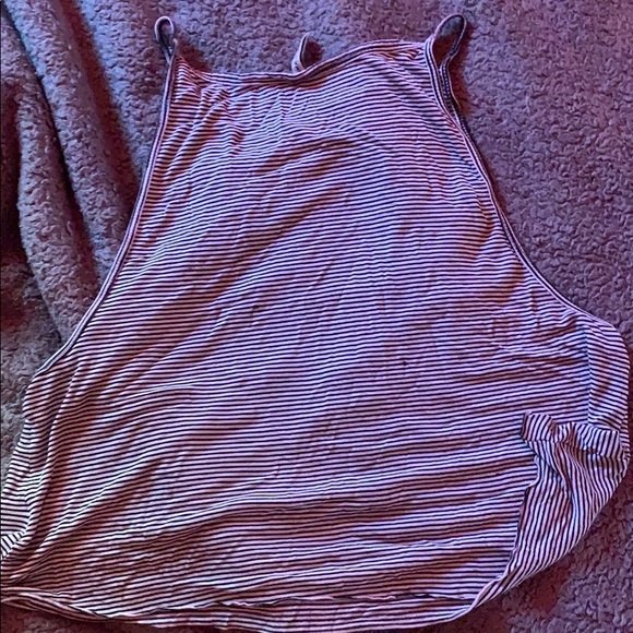 Black and white striped skull tank top - Picture 2 of 4